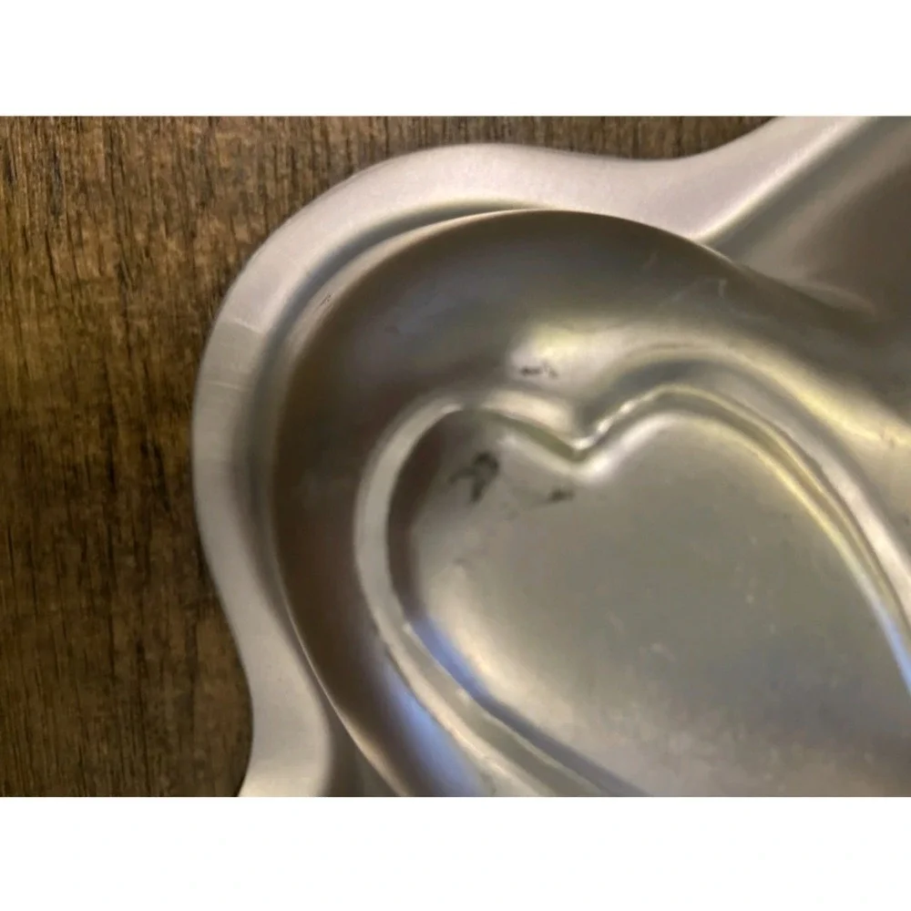 Wilton Cake Pans Lot Of 5 Seasonal Nascar Bunny Football Witch Butterfly Vintage